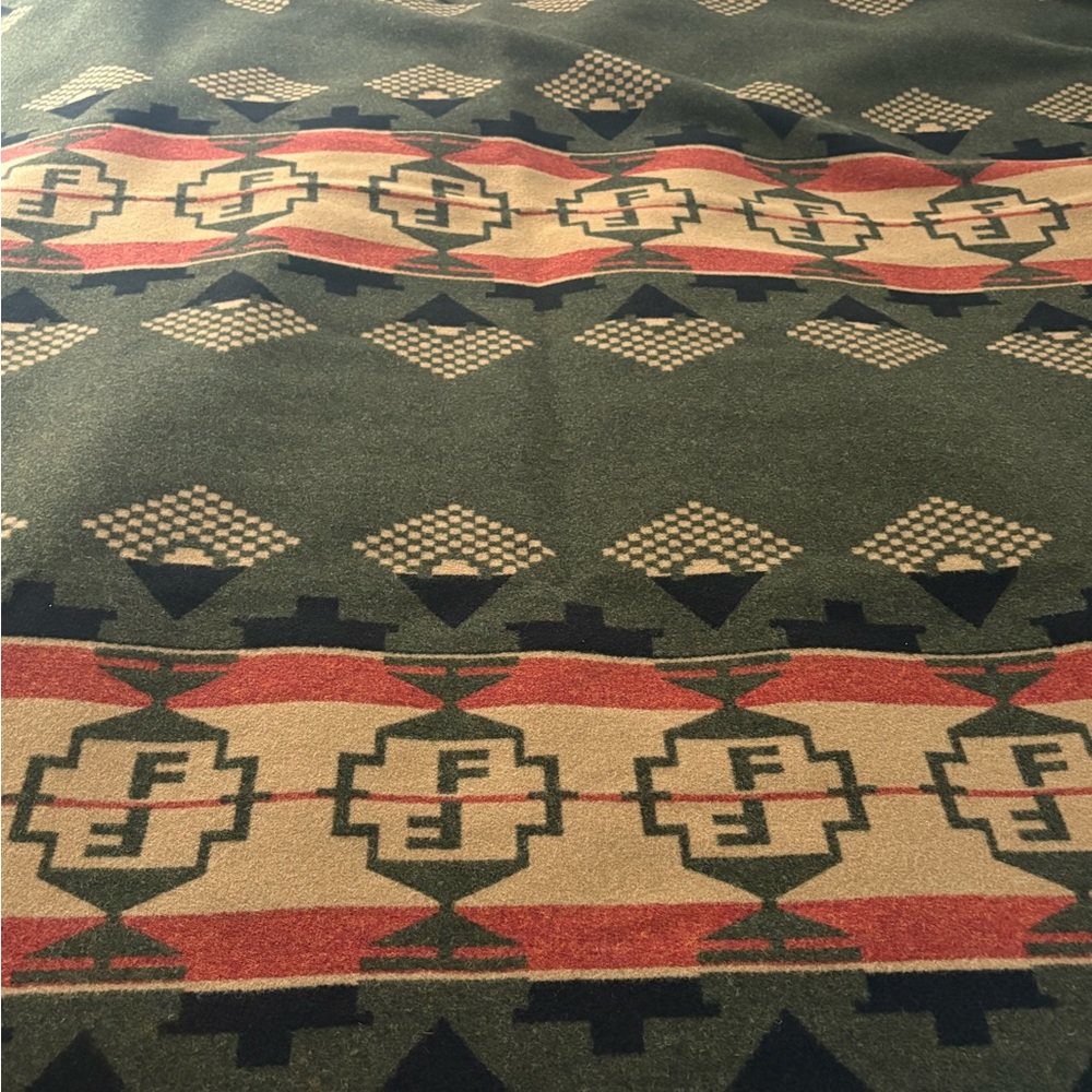 Filson Geometric Blanket - Olive and Rust